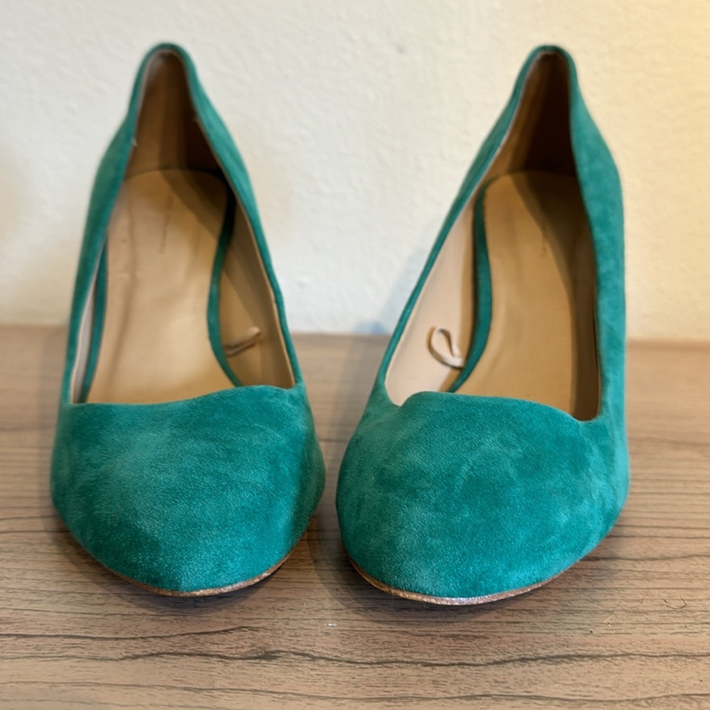 Zara turquoise suede heels